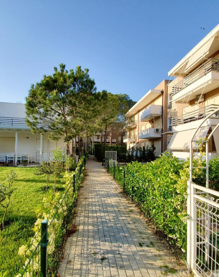Gjiri I Lalzit - Savita - Kompleksi Turistik Lura 3 Apartment Plazhi San Pietro